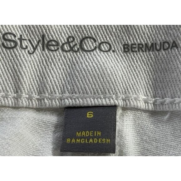 Style & Co. Womens Sz 6 black Embroidered Floral  on White Bermuda Shorts Cotton - Picture 6 of 8